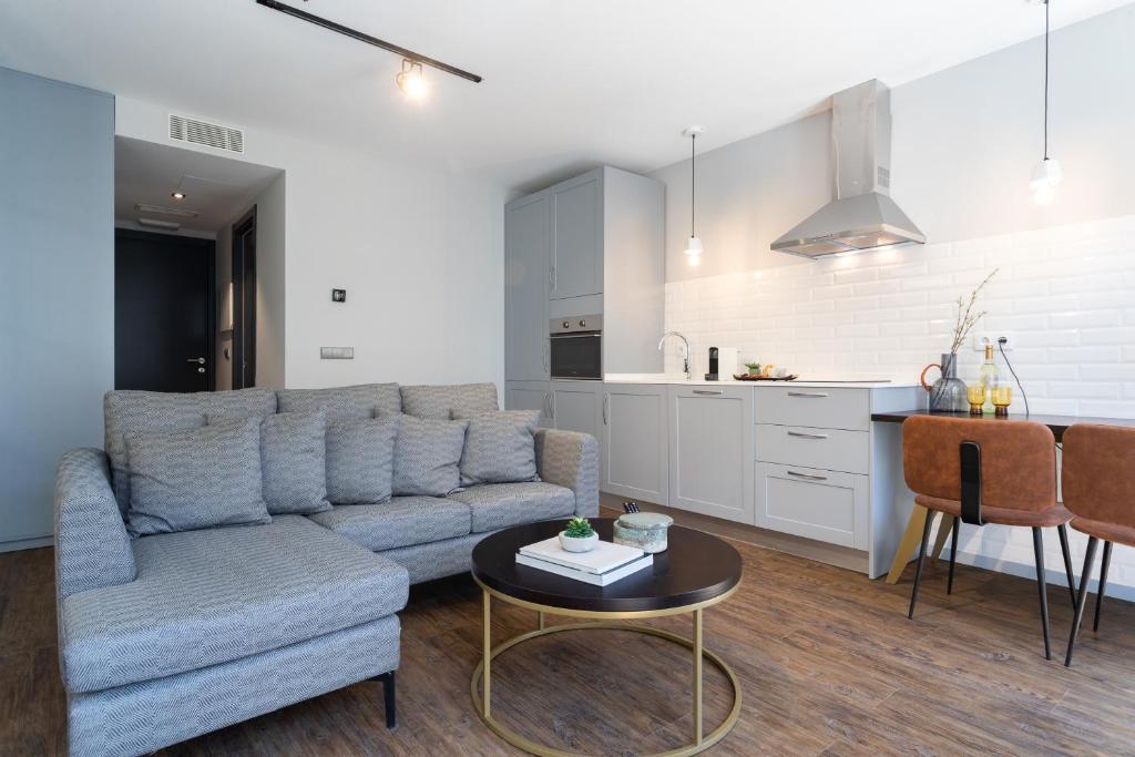 Anjos Balconies - 16