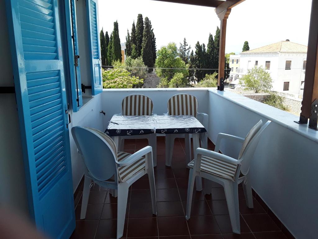 Balkón nebo terasa v ubytování ANEMOS HOUSE