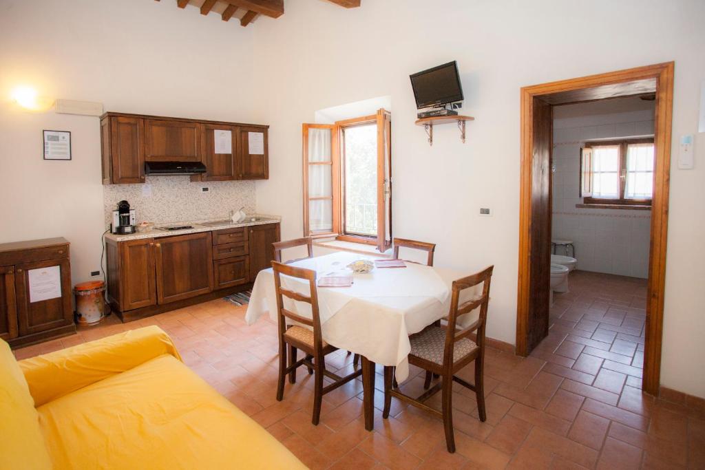 Kuchnia lub aneks kuchenny w obiekcie Garden Relais Le Fontanelle