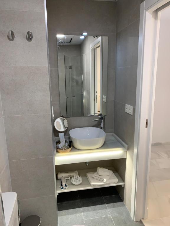 Koupelna v ubytování San Lorenzo Apartamentos y Suites