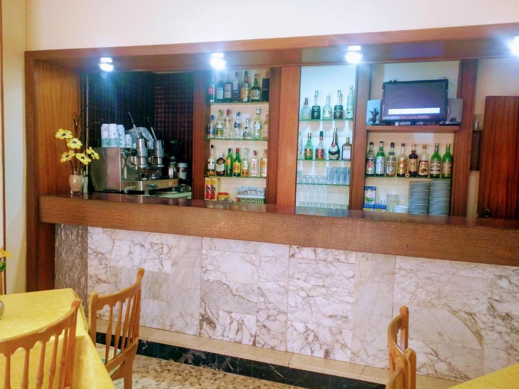 Lounge alebo bar v ubytovaní Hostal Torre Mar