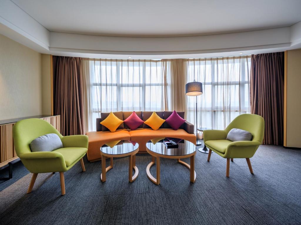 Posezení v ubytování Hampton by Hilton Guangzhou Baiyun Airport North