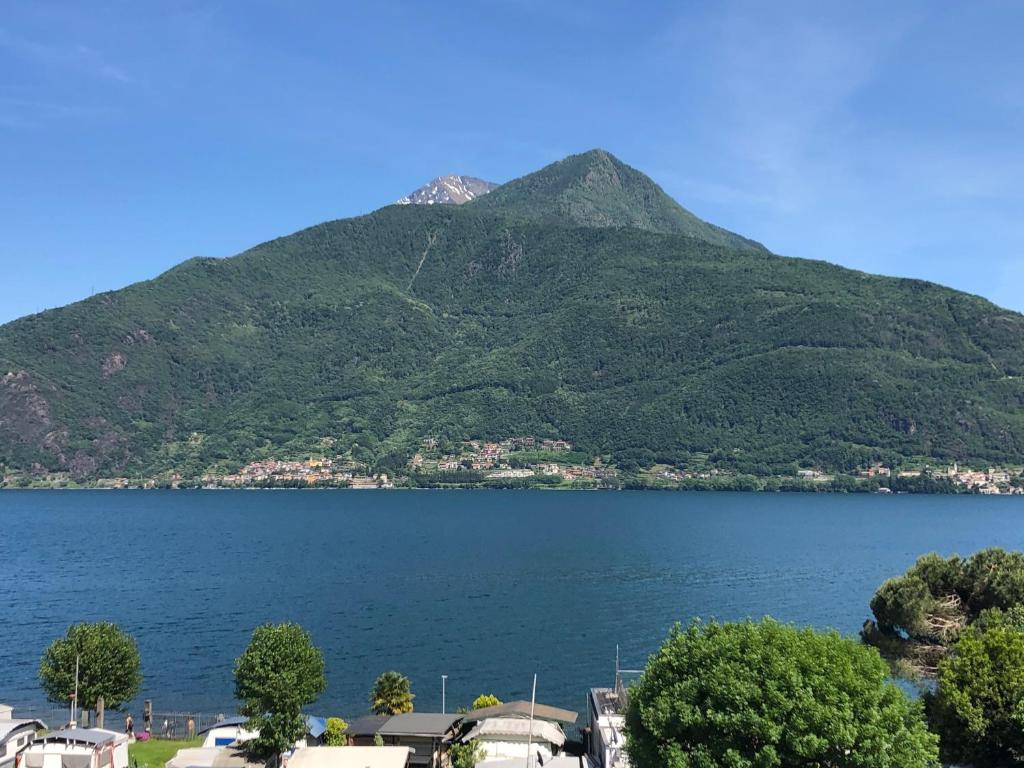 Misultin house and swimmingpool, luxury in Lake Como - Housity