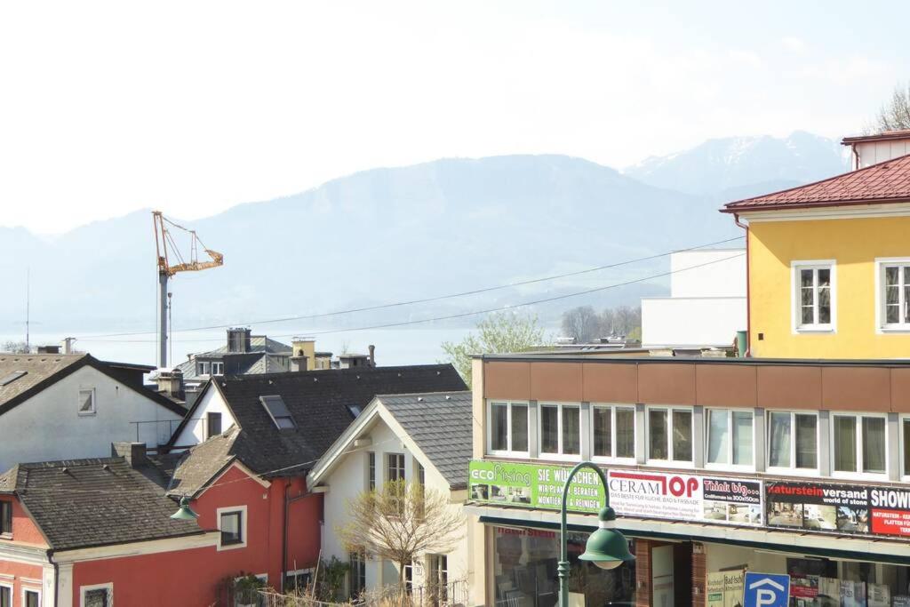 Fotografia z galérie ubytovania Altstadtwohnung Traunstein mit Traunseeblick 1A v destinácii Gmunden
