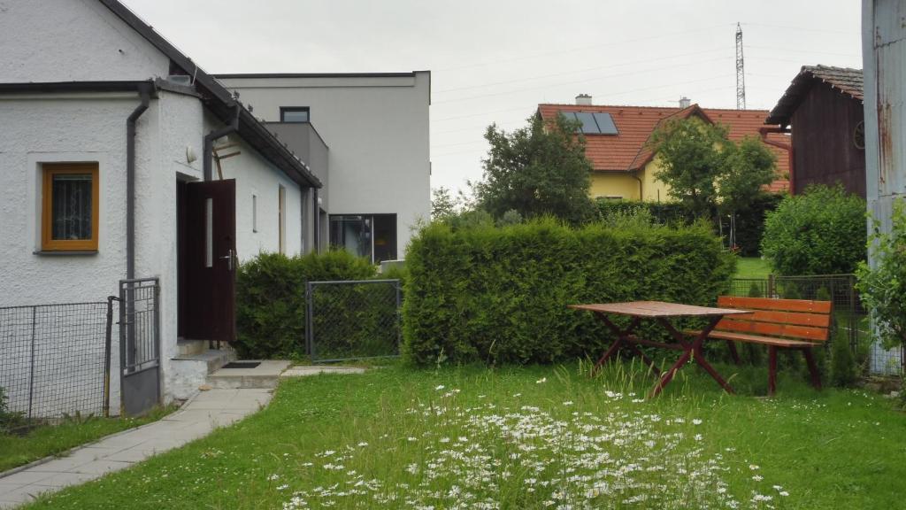 Zahrada ubytování Apartmán Bára