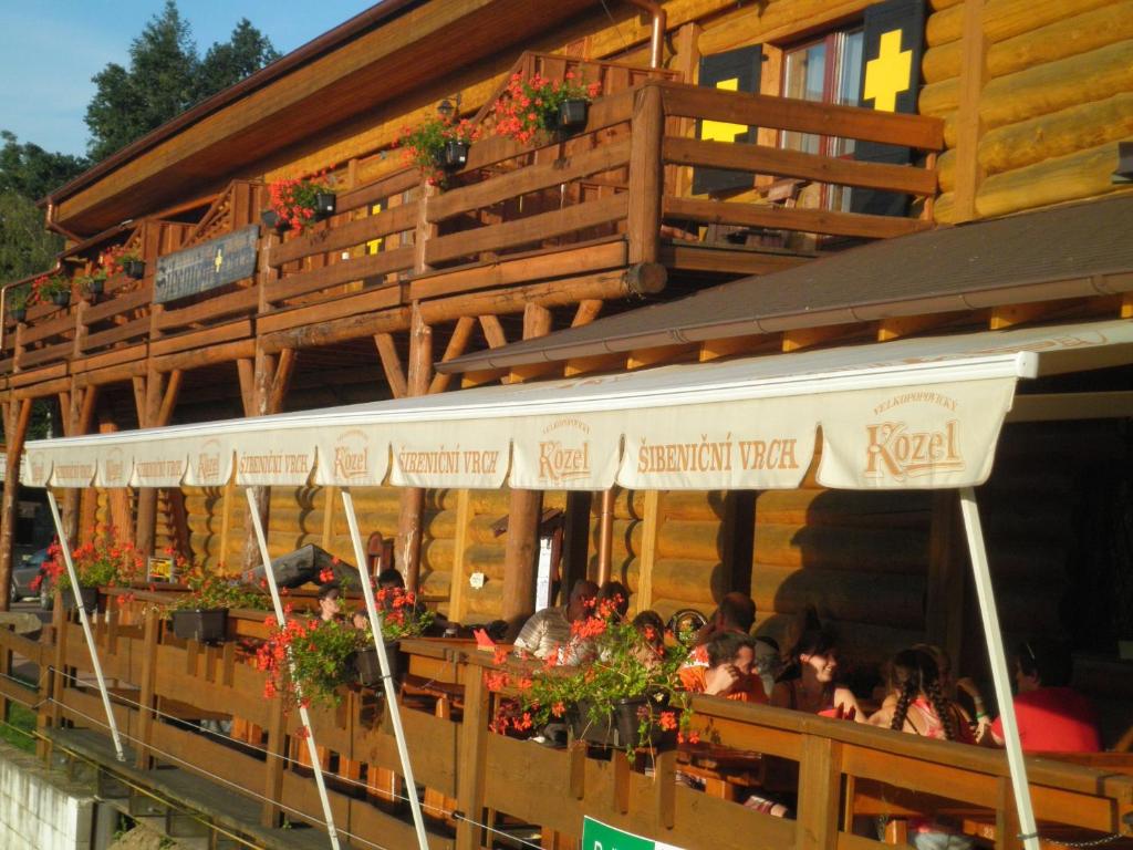 Fotografie z fotogalerie ubytování Sport-hotel Šibeniční vrch v Mnichovicích