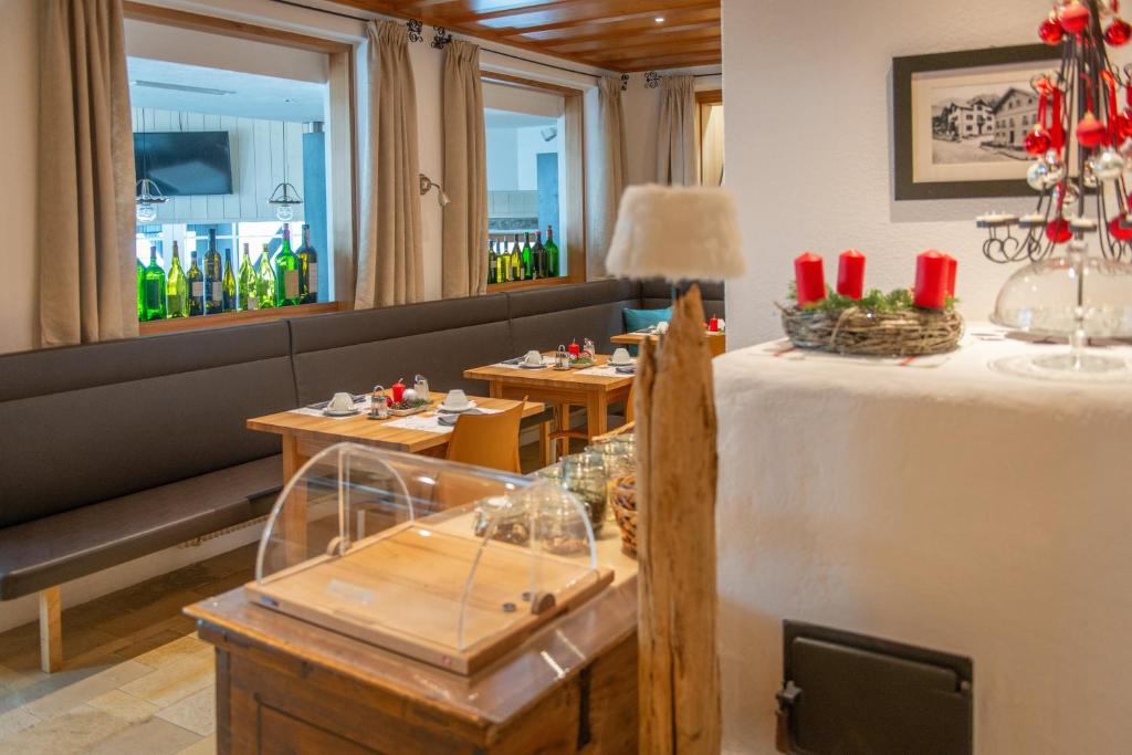 Posezení v ubytování Quality Hosts Arlberg - Hotel Bergheim