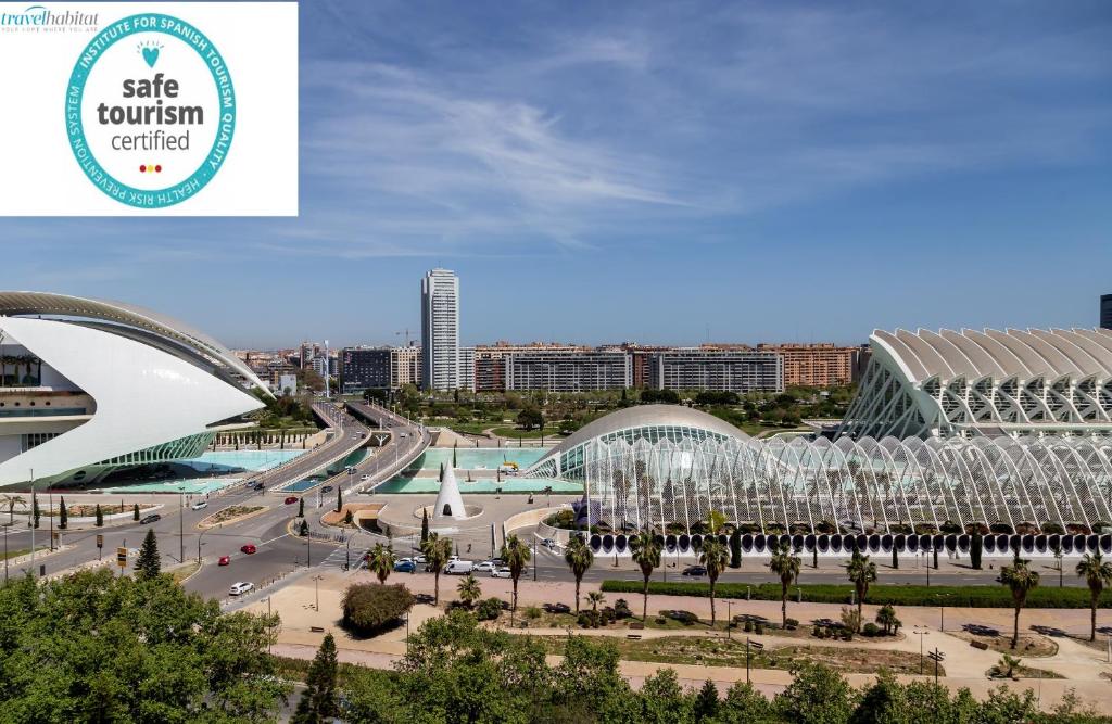 Gallery image of Travel Hábitat L'Umbracle in Valencia
