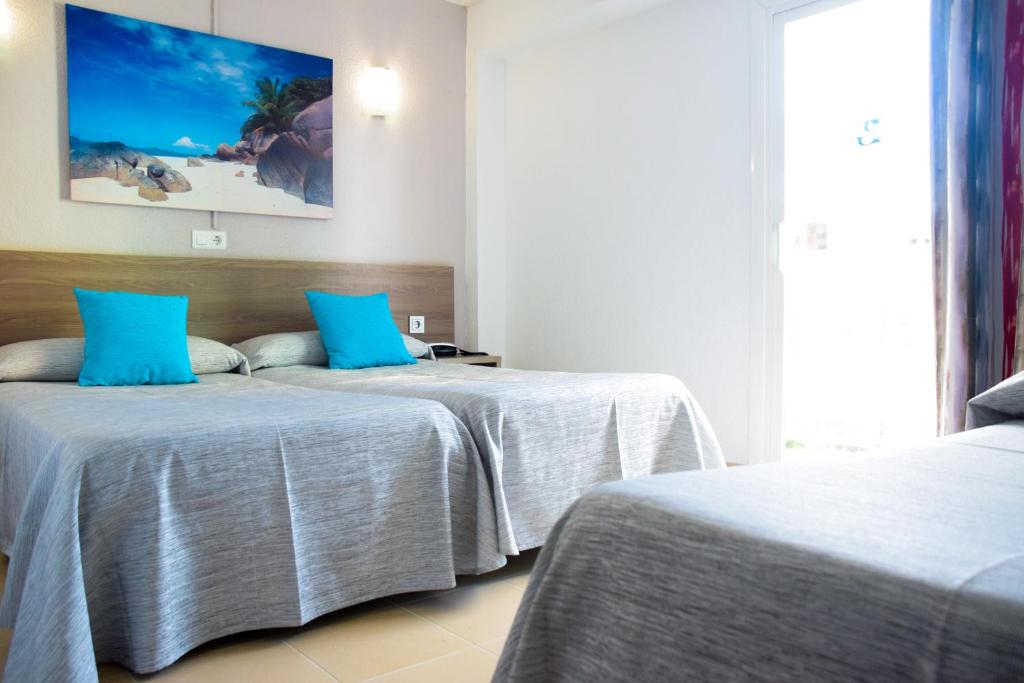 Hotel Costa Mediterraneo, El Arenal – Updated 2022 Prices