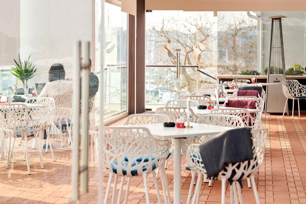 Ресторан / где поесть в Ribarska Koliba Resort
