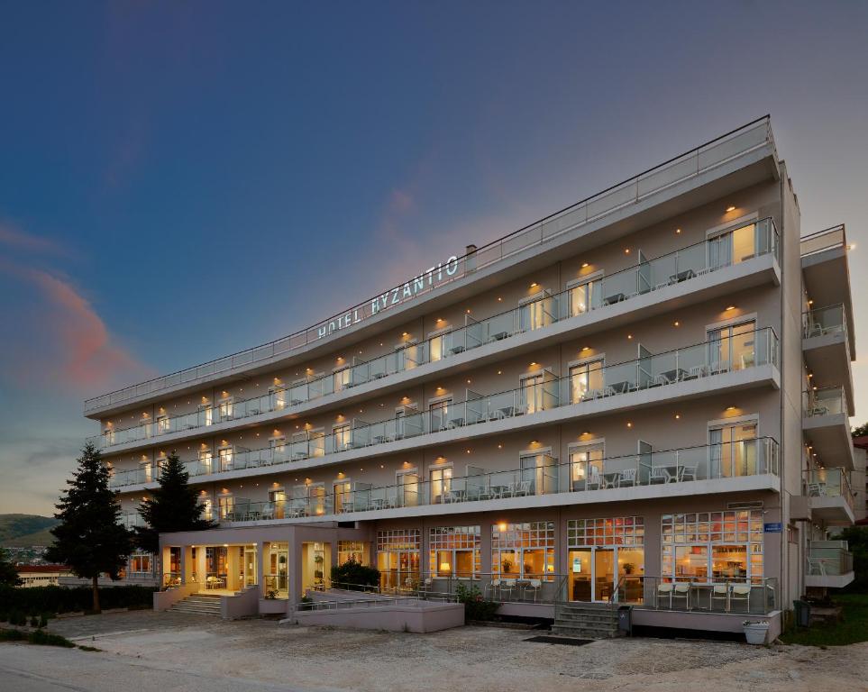 a large building with a lot of windows at Byzantio Hotel in Ioannina