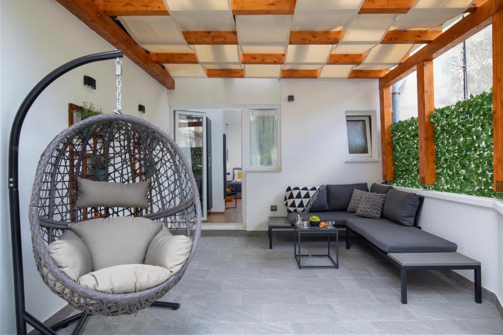 Deluxe Rooms and Apartments Korzo - 16