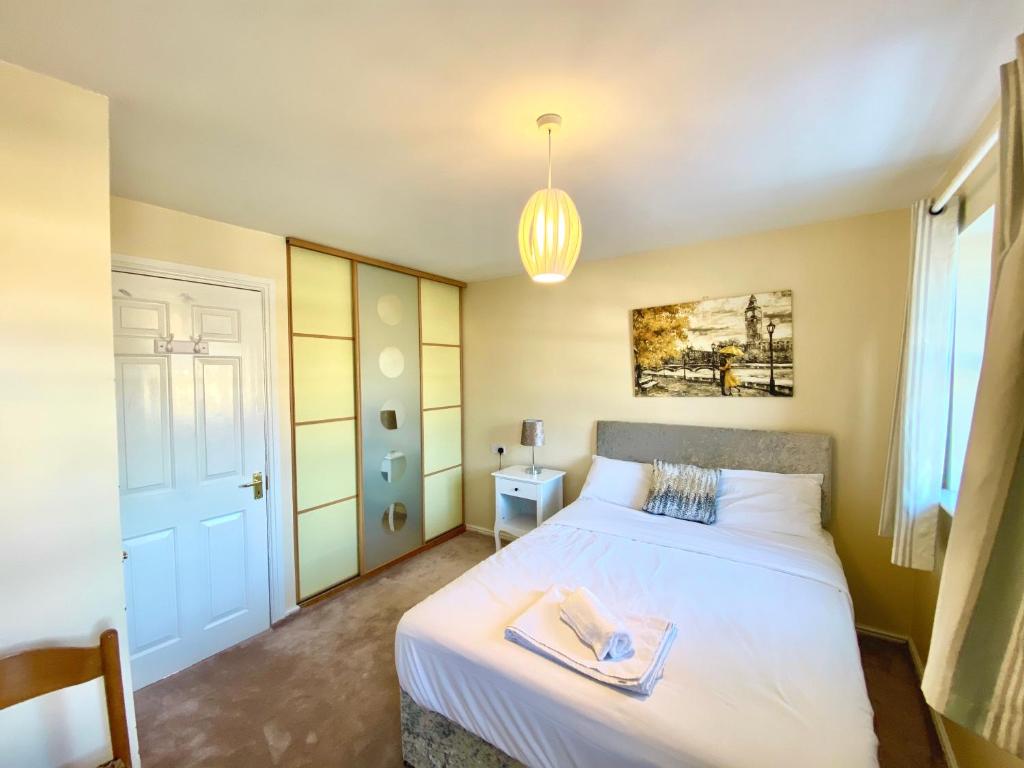 Heathrow House, Northolt (aktualisierte Preise für 2024)