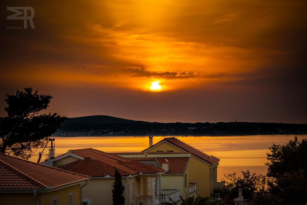 Sunset Elite Apartment, Vir (updated prices 2024)