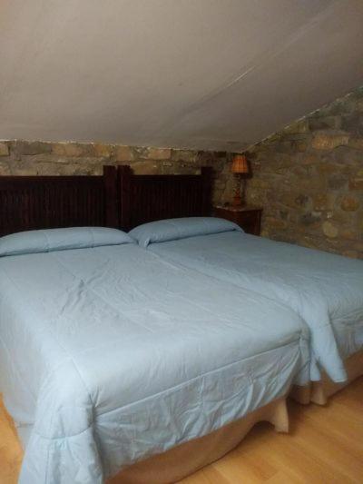 Postel nebo postele na pokoji v ubytování Hotel Charle
