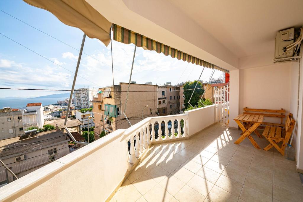 Ideal ApartHotel Saranda - Image 4