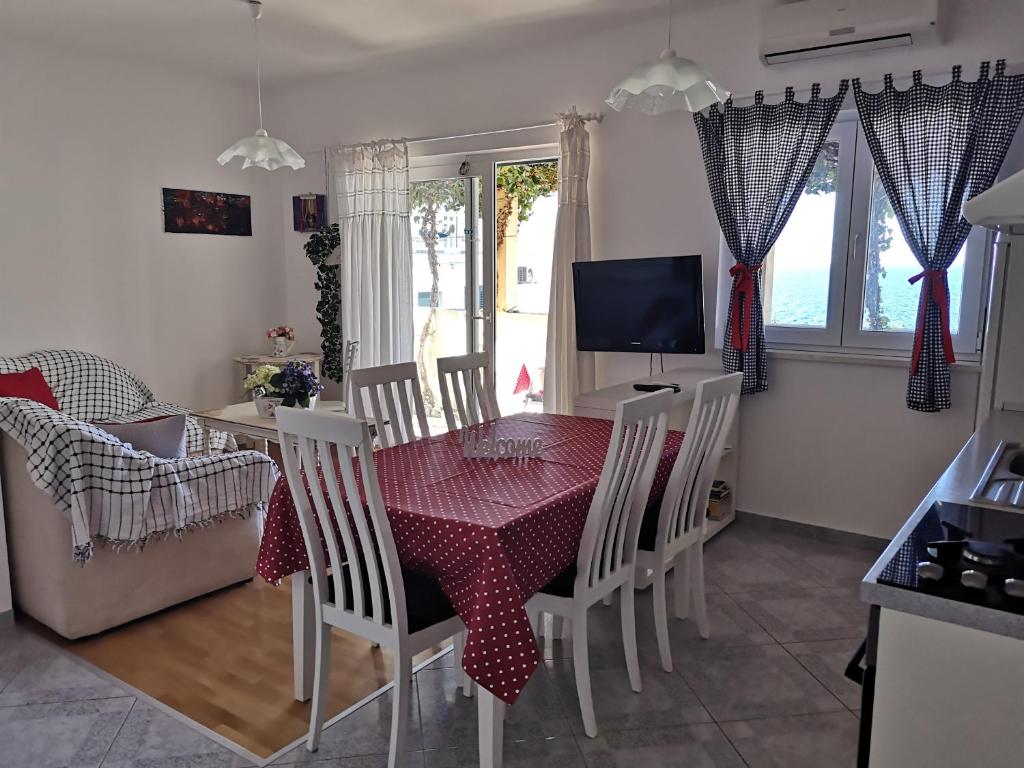 Telewizja i/lub zestaw kina domowego w obiekcie Villa ForTudor