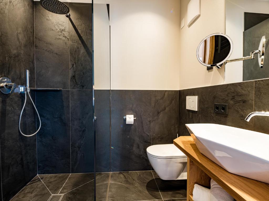 Koupelna v ubytování Genusshotel Diamant