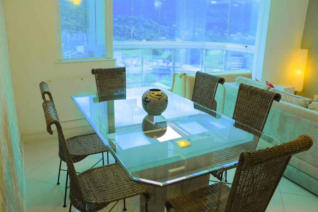  Lagoon View Apartment!