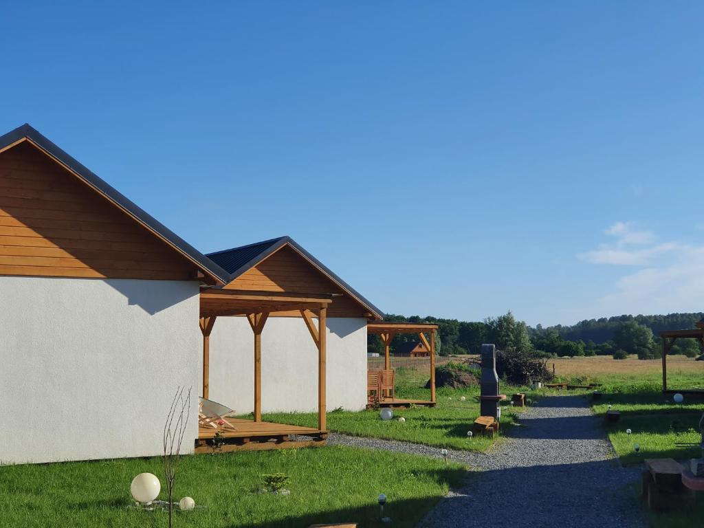Zahrada ubytování Zakatek Baltyku - domki nad morzem i jeziorem