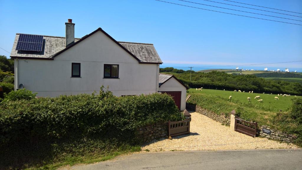 Barn Park Lodge, Bude (updated prices 2024)