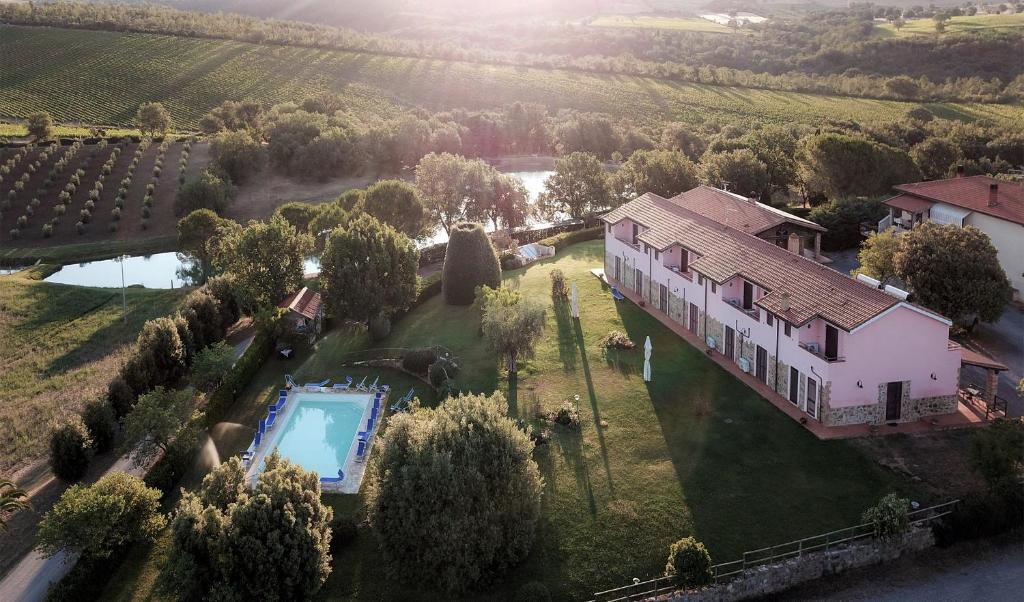 Bazén v ubytování I Puntoni Agriturismo nebo v jeho okolí