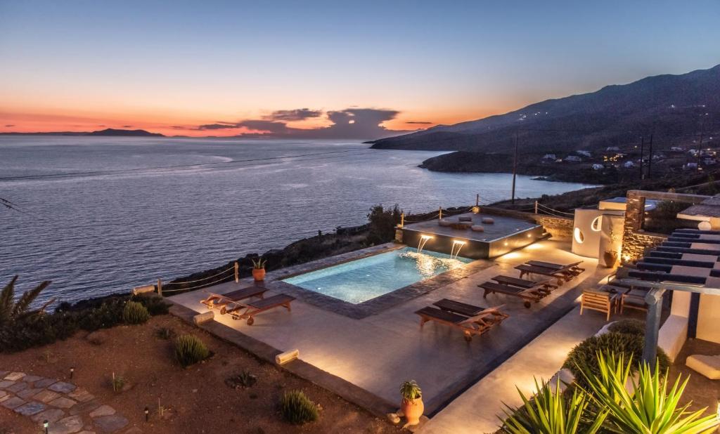 Avissalou Apartments Tinos