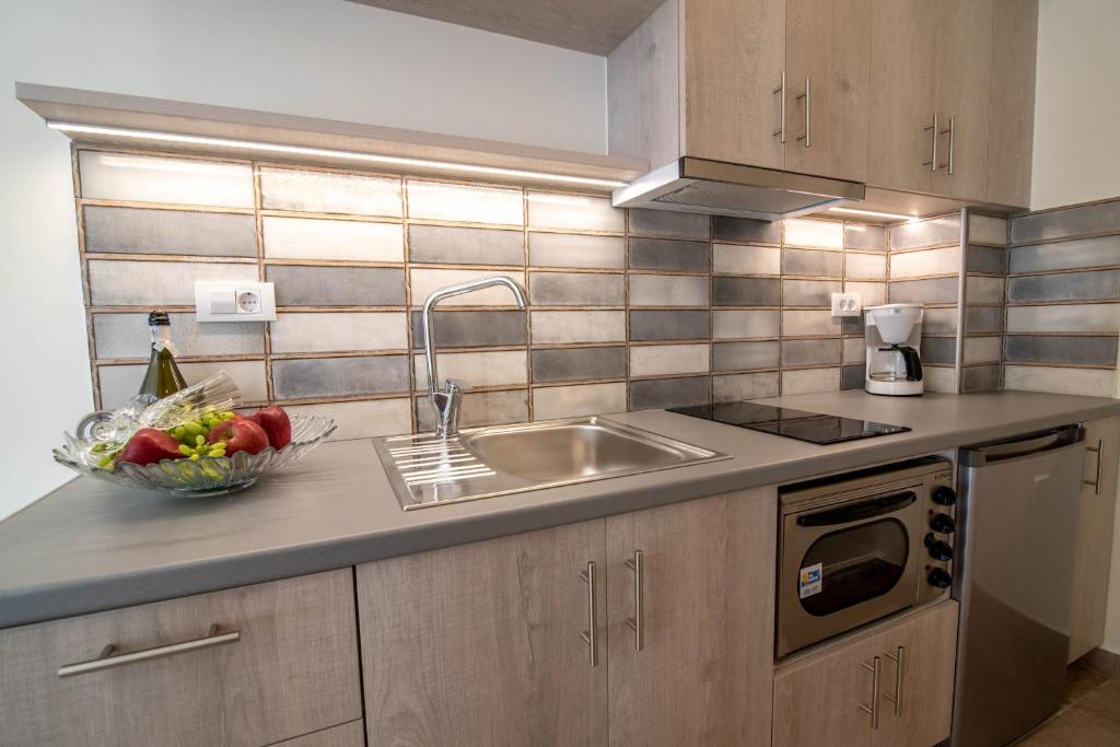 Melydron Apartments - 4