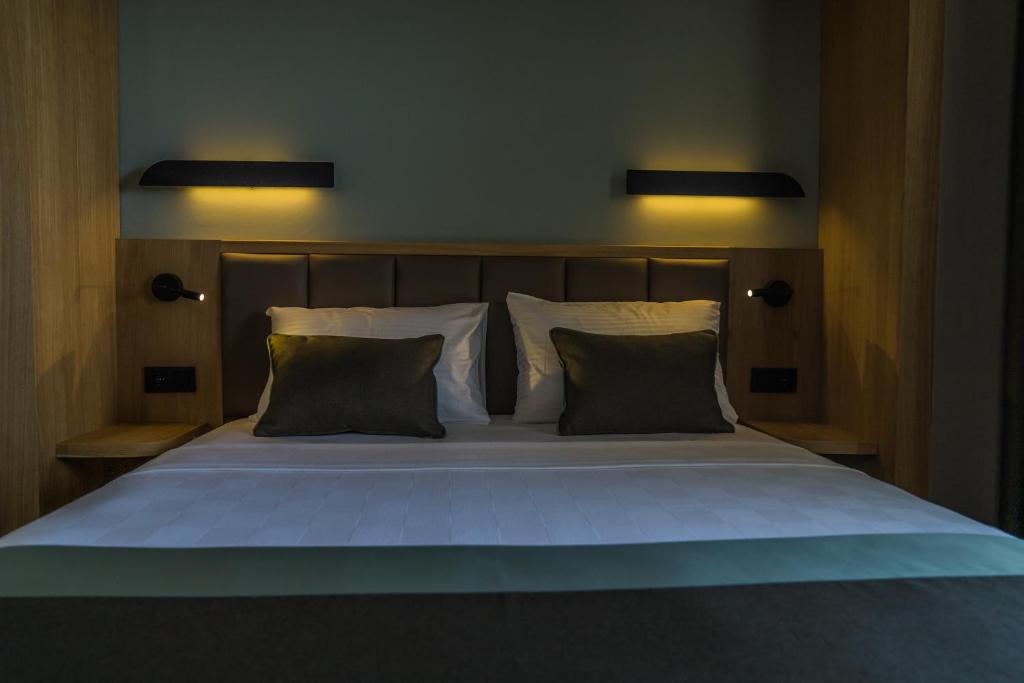 Postel nebo postele na pokoji v ubytování Premier Nergis Beach & SPA