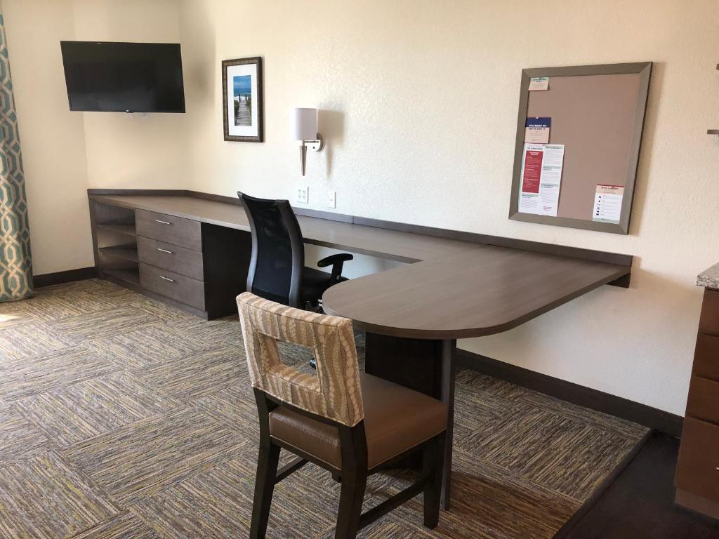 Candlewood Suites - Panama City Beach Pier Park by IHG photo