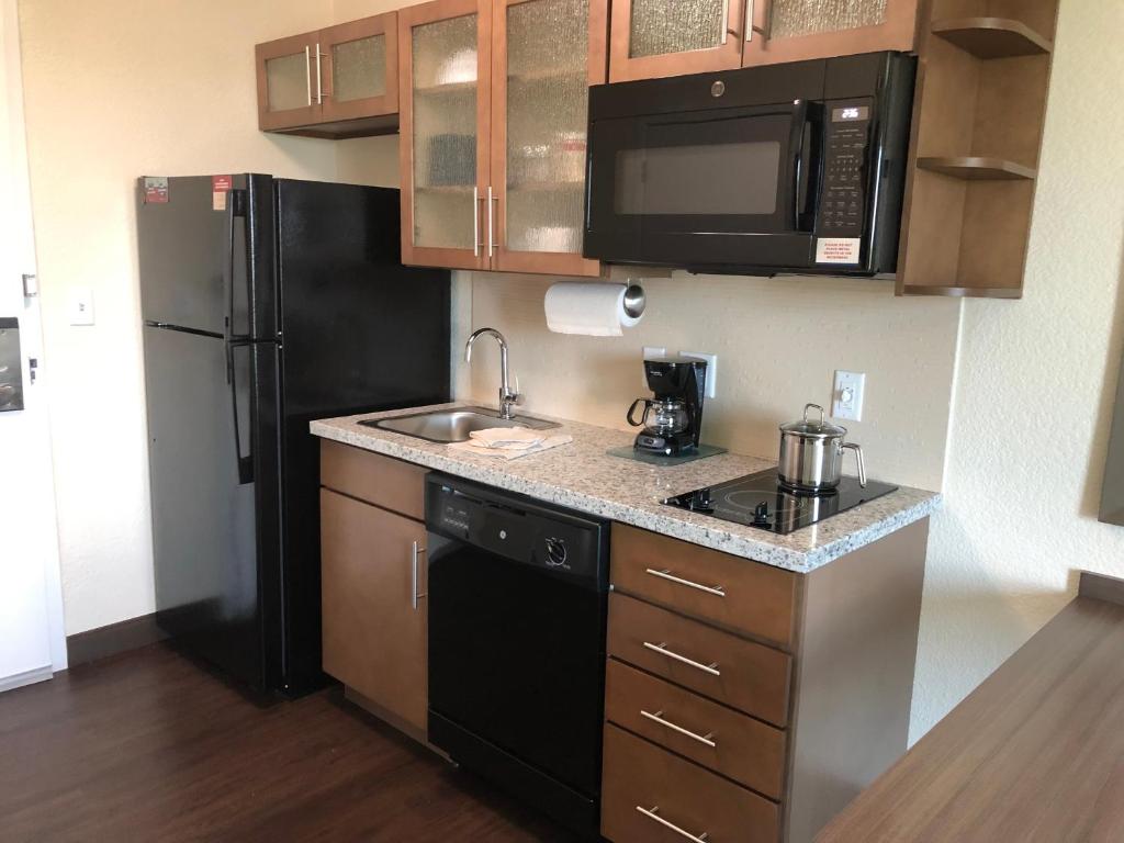 Candlewood Suites - Panama City Beach Pier Park by IHG photo