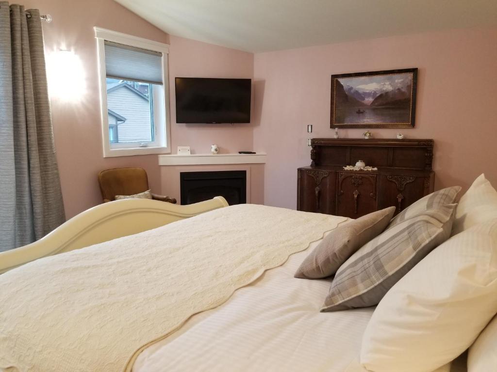 Lady MacDonald Country Inn - Resim 33