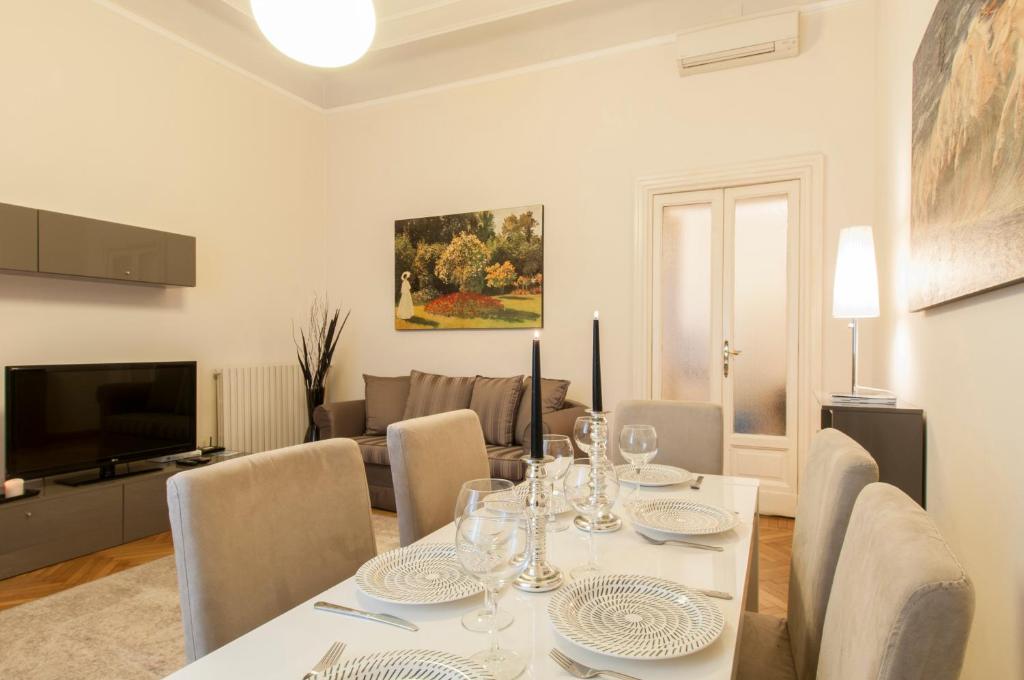 A seating area at Milan Royal Suites - Centro Cadorna