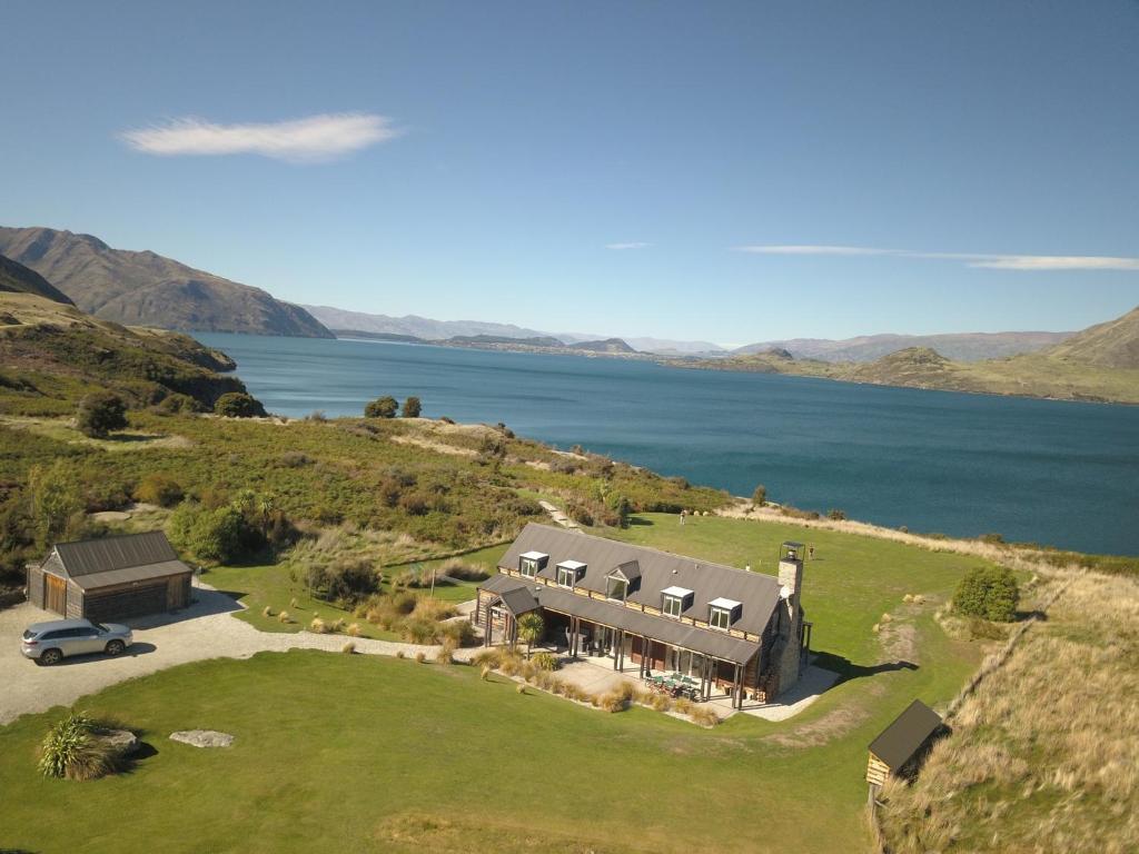Buchanan Lodge - 60 acres on Wanaka lakefront - Maison à Cinq Chambres
