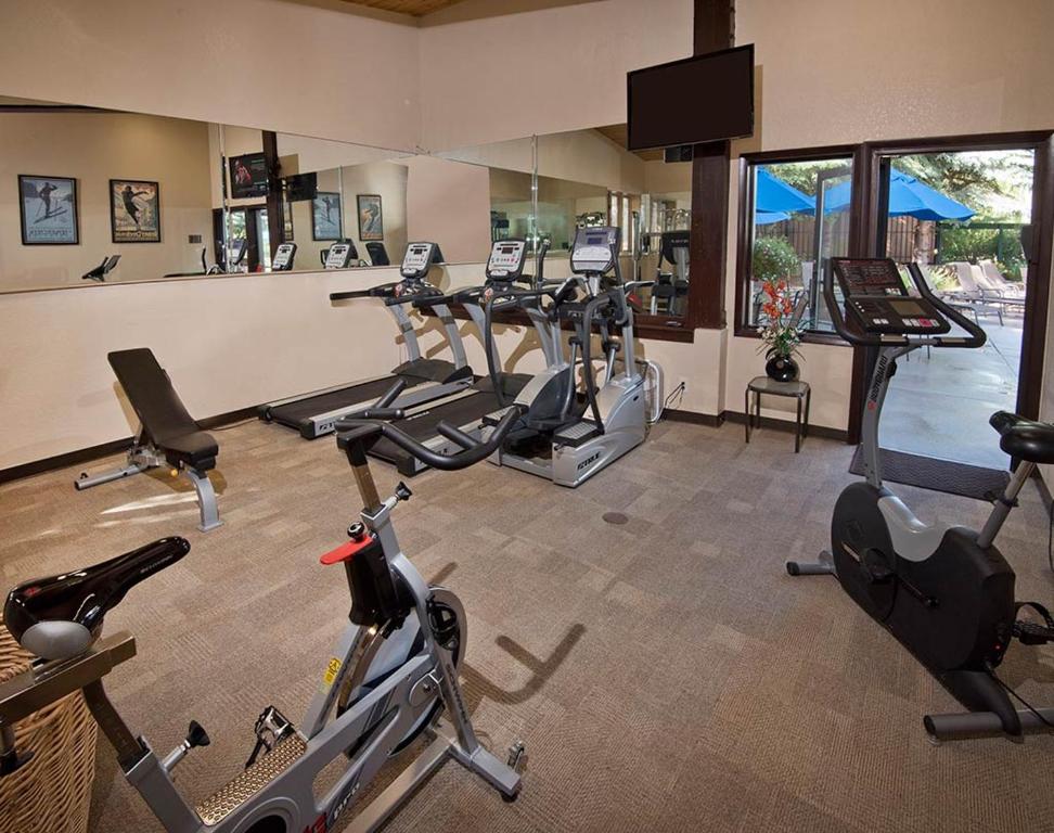 Fitness centrum a/nebo fitness zařízení v ubytování GetAways at Falcon Point Resort