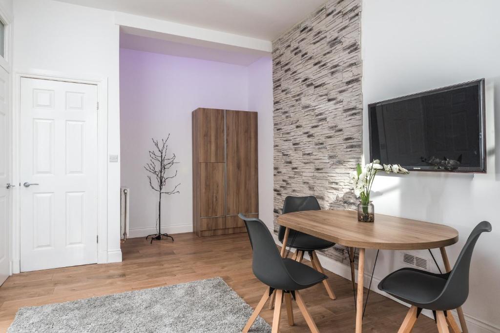 City Centre Stylish Apartment at The Meadows Park