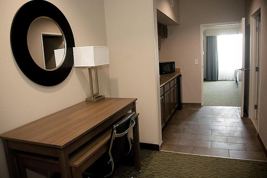 Holiday Inn Express Hotel and Suites Port Aransas/Beach Area by IHG - Suite King Con Sofá Cama