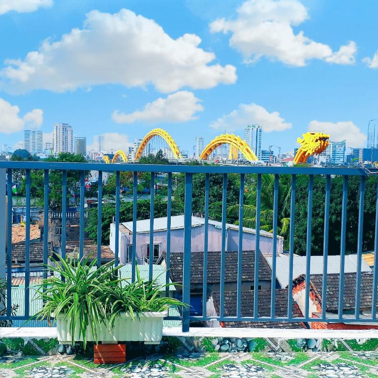 Hồ bơi trong/gần Sena home 4th-Rooftop Overlooking Danang Dragon bridge