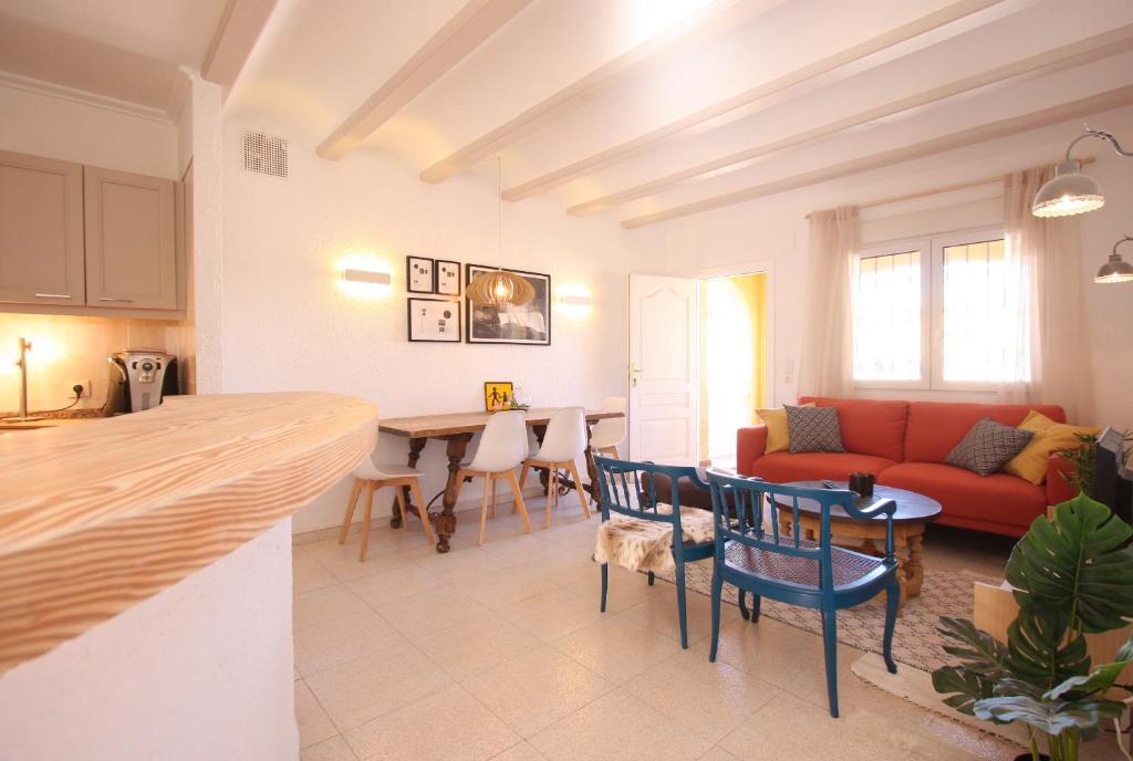 Posedenie v ubytovaní Apartamento Dúplex Aldebaran by costablancarent