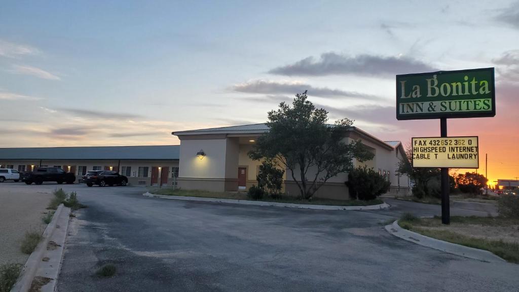 La Bonita Inn & Suites McCamey, McCamey (updated prices 2024)