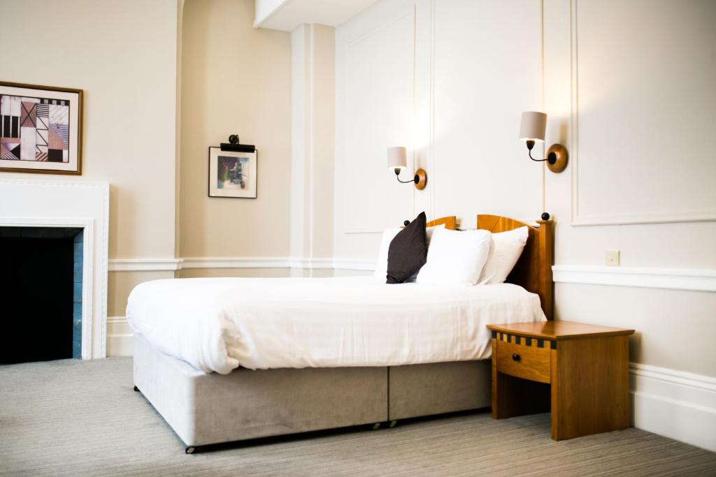 The Angel Hotel - 高级双人间