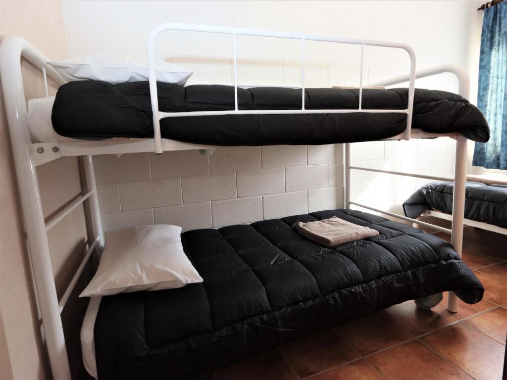 Lake Edge Apartments - Two-Bedroom Apartment
