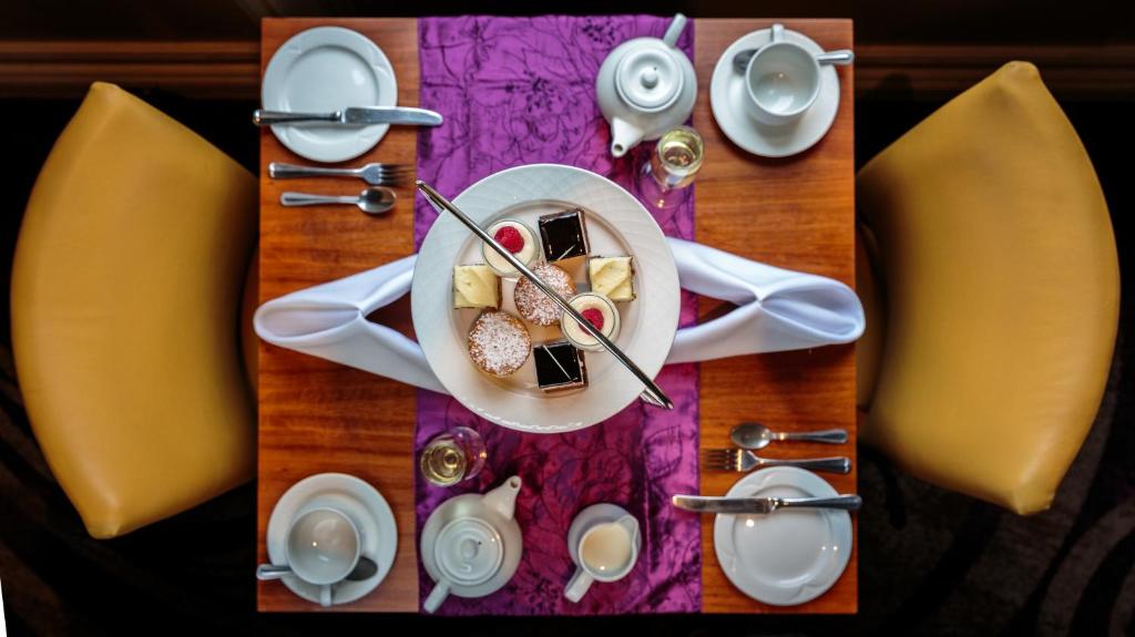 The Angel Hotel - Resim 16