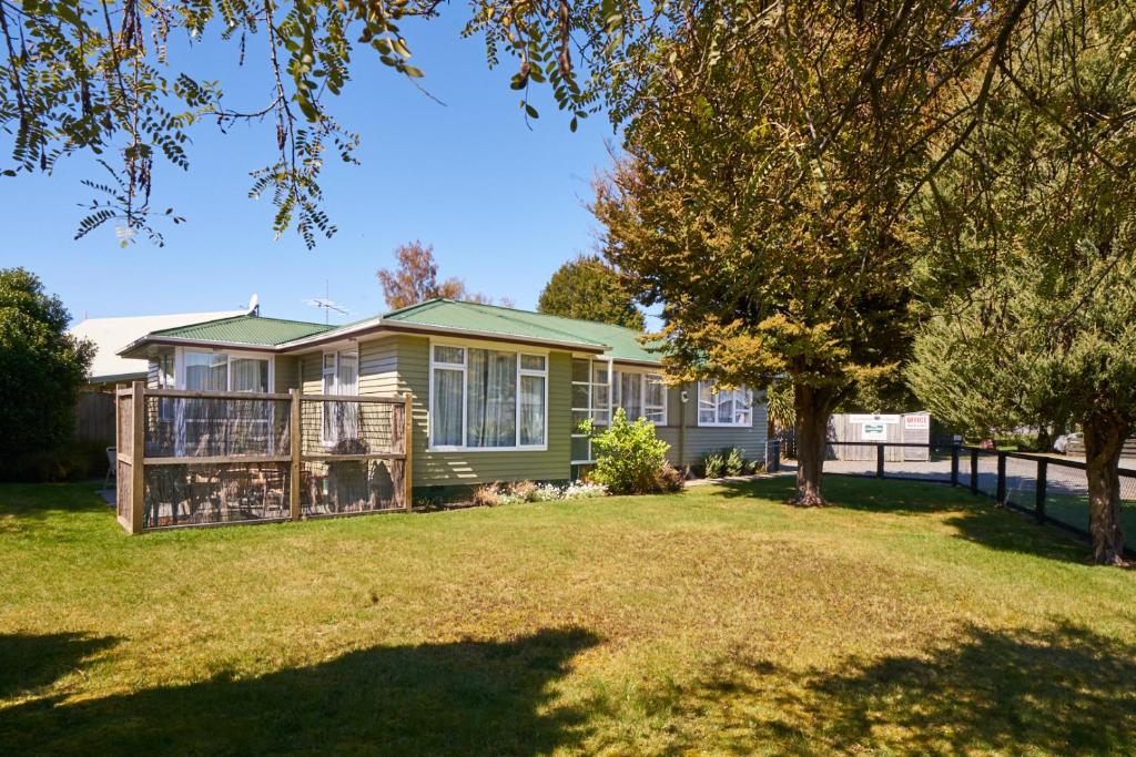 Plán poschodí v ubytovaní Accommodation Fiordland -The Three Bedroom House at 226A Milford Road