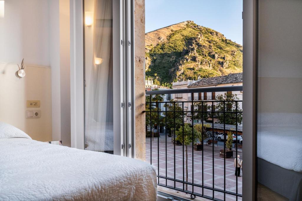 Widok na góry z tego hotelu