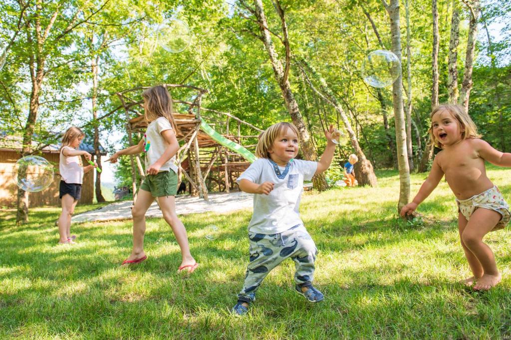 Hosté ubytování ECO Camp Supot