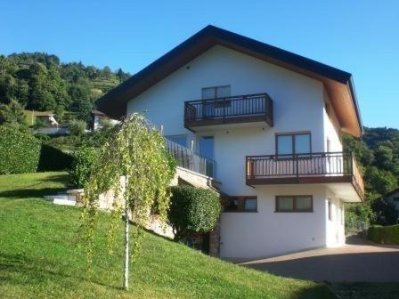 Foto dalla galleria di Casa Hueller a Roncegno