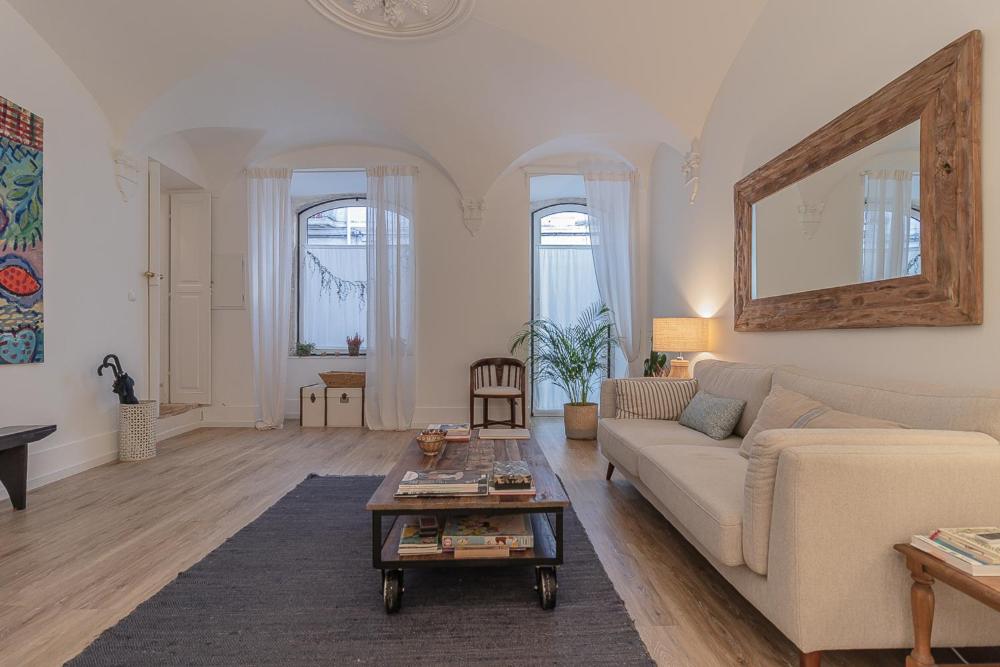 A seating area at CASA d’OLIVENÇA