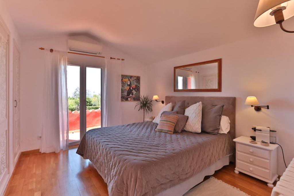 Villa Kentia, charming and stylish country house close to Palma, sleep 8,  Palma de Majorque – Tarifs 2024