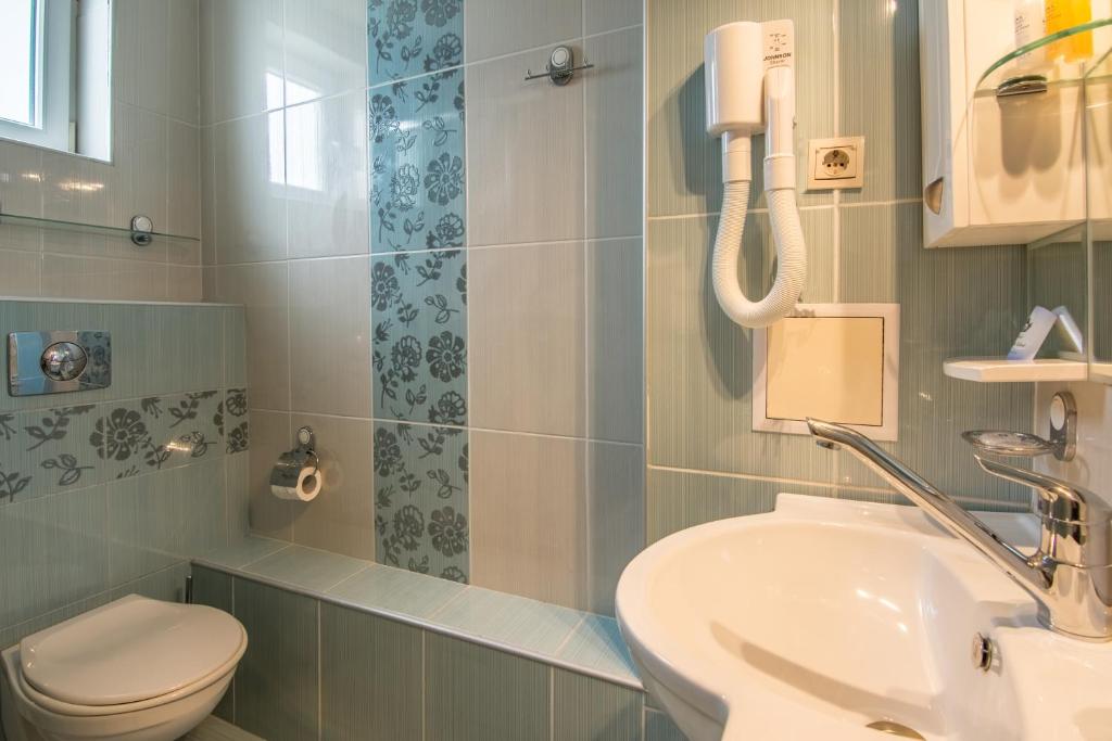 Koupelna v ubytování Hotel Villa List